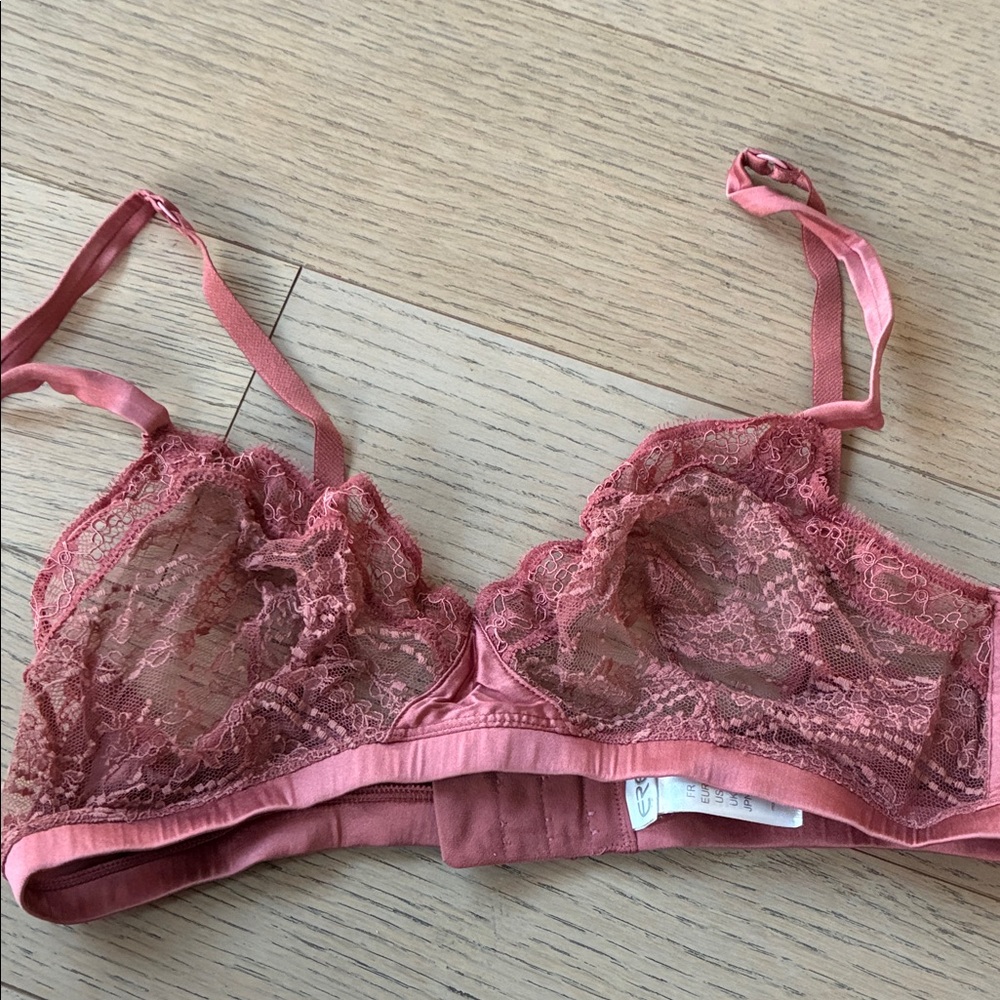 Eres Black and Pink Lace Bras- sz 34C - Picture 2 of 12